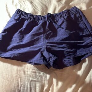 Patagonia "Women's Barely Baggies Shorts".
Size medium.